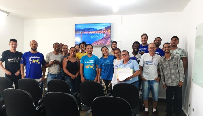 Foto: Monitores do ‘Musica na Escola’ participam de orientação sobre Festival de Fanfarras e Bandas de São Sebastião