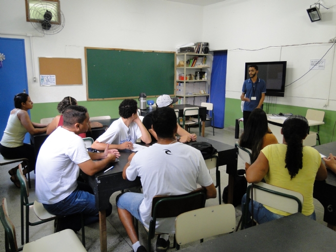 Foto: Projeto “Música na Escola” promove reunião com instrutores de fanfarra