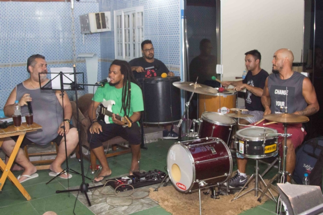 Foto: Banda local Fields promete animar Bloco dos Sujos e Carnamar em São Sebastião