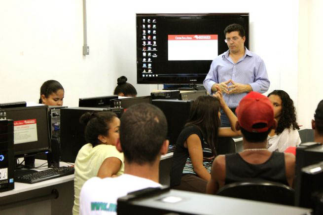 Foto: Secretaria de Trabalho e Desenvolvimento Humano promove cursos para a comunidade