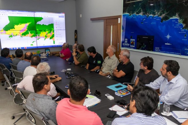 Foto: Prefeitura reúne setor náutico para definir diretrizes de regularização de marinas 