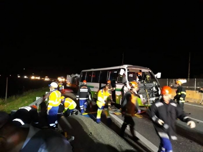 Foto: Prefeitura presta apoio às famílias dos estudantes vítimas de acidente na Rodovia dos Tamoios