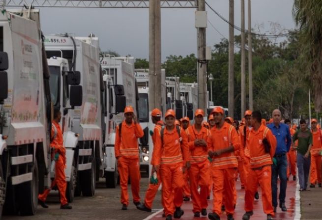 Foto: Bloqueio de rodovias: Prefeitura orienta moradores a não colocar lixo na rua