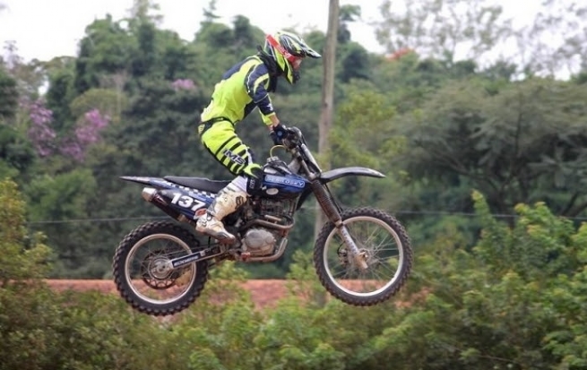 Foto: Sebastianense Igor Santos é vice-campeão de competição de Motocross em Mogi das Cruzes