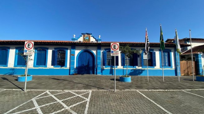 Foto: Confira o funcionamento das repartições públicas durante feriado prolongado de Finados